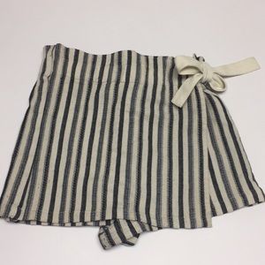 Urban Outfitters Skort